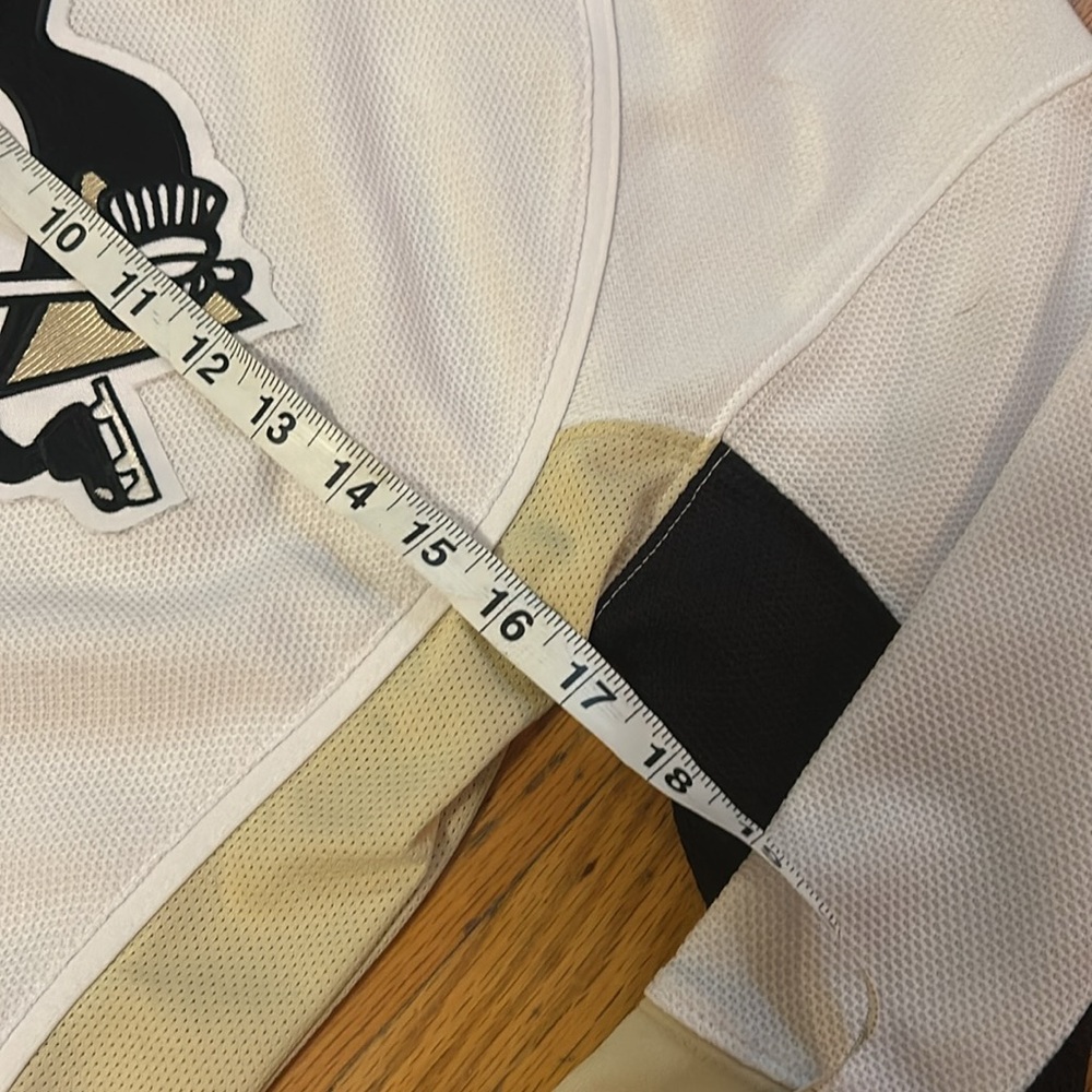 Penguins Women's Jersey 🏒🥅⛸️ - Picture 5 of 8